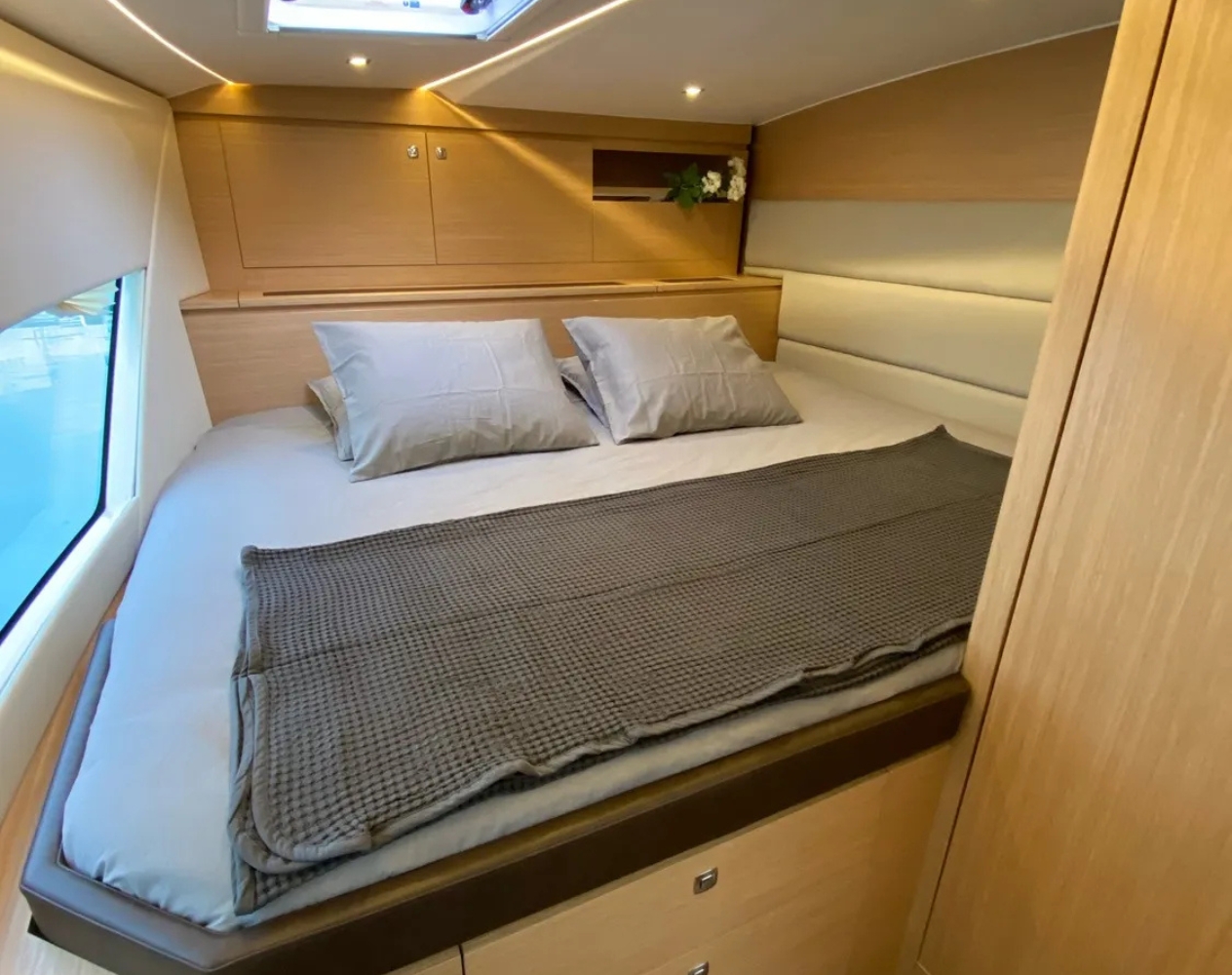 https://makaiyachts.gr/wp-content/uploads/2025/02/Ανώνυμο-1264-x-1000-px-4.jpg